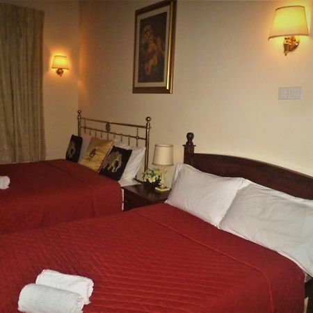 Emel Boutique Hotel Negombo Bagian luar foto