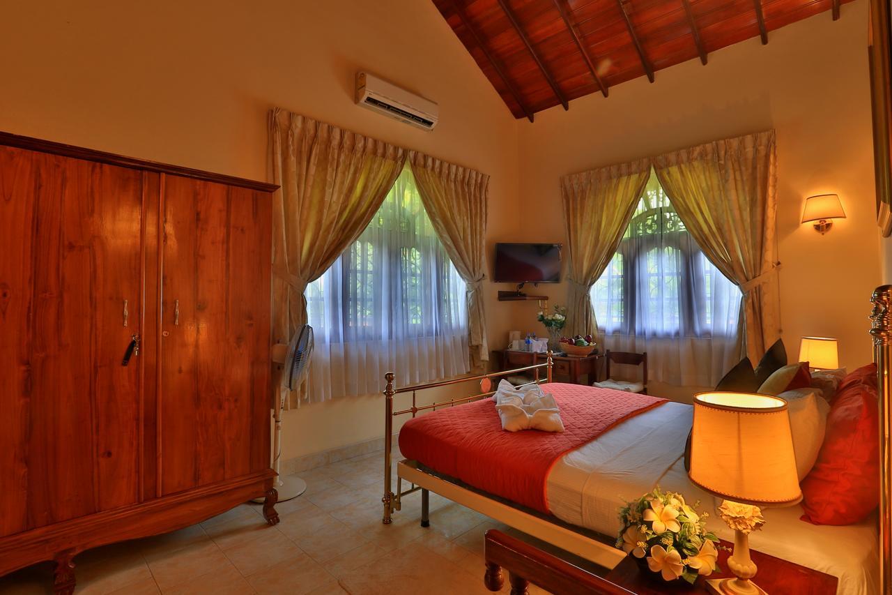 Emel Boutique Hotel Negombo Bagian luar foto