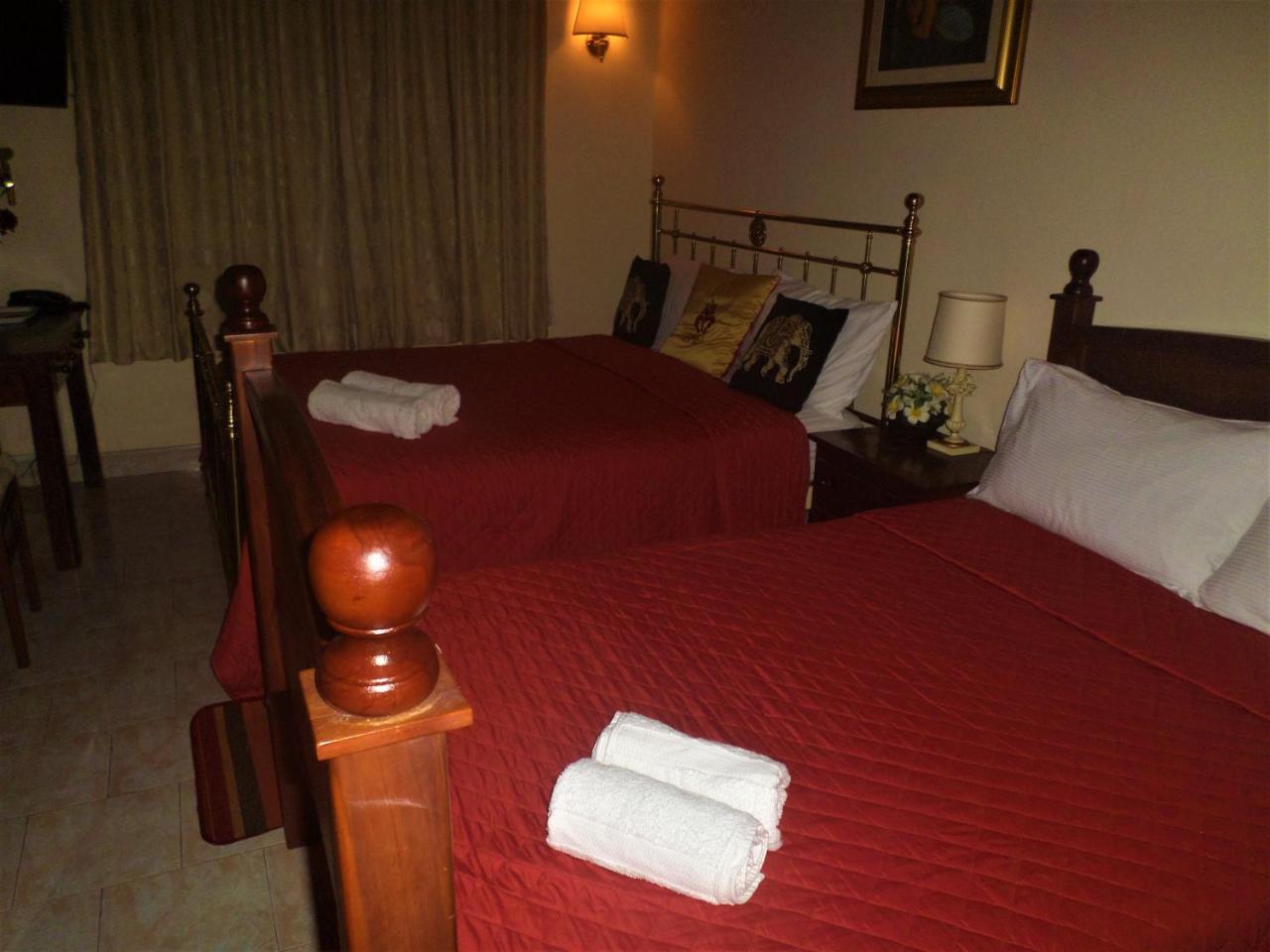 Emel Boutique Hotel Negombo Bagian luar foto