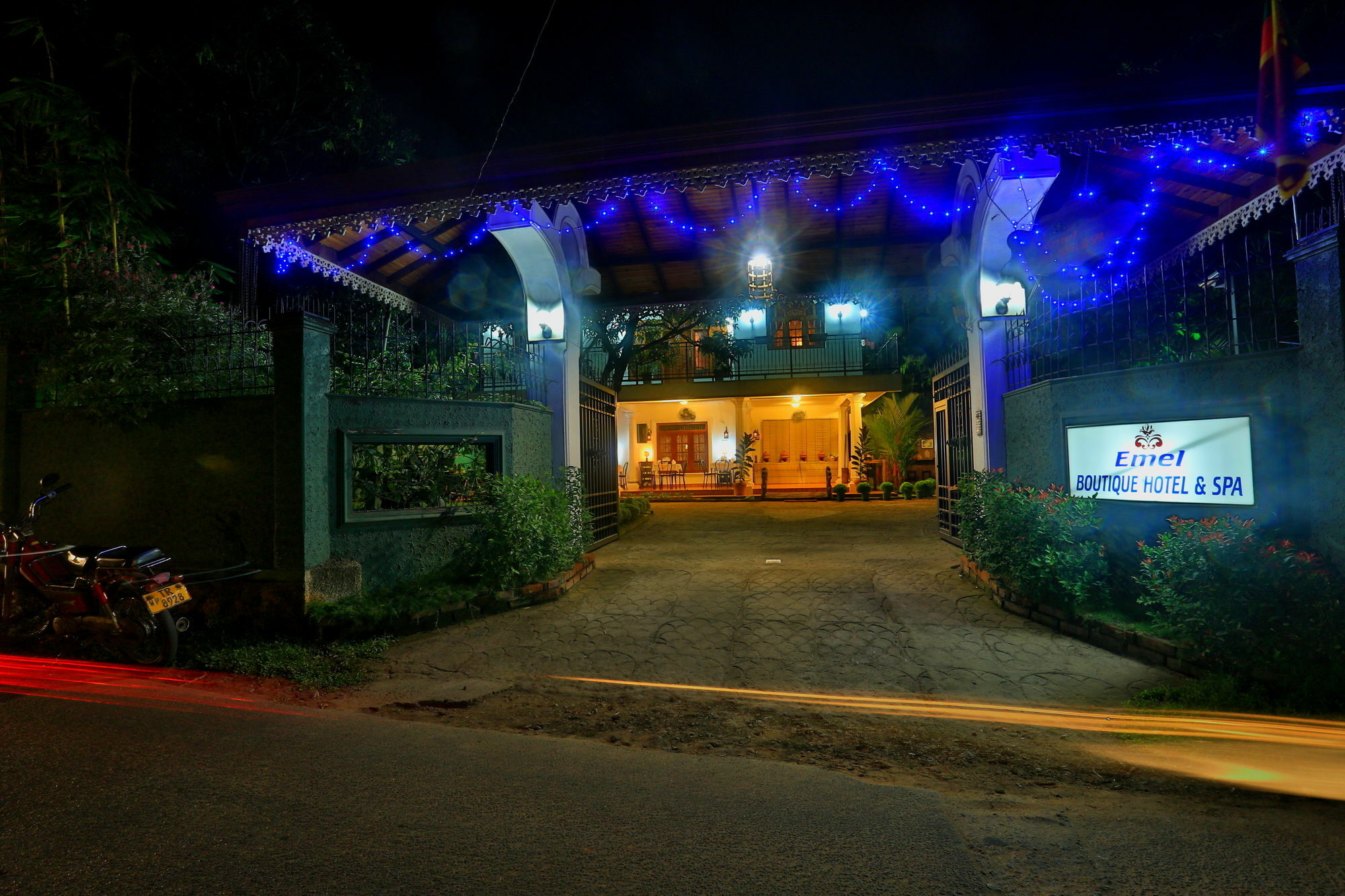 Emel Boutique Hotel Negombo Bagian luar foto